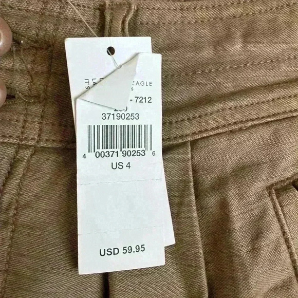 NWT’s Women’s American Eagle shorts size 4 - Picture 6 of 6